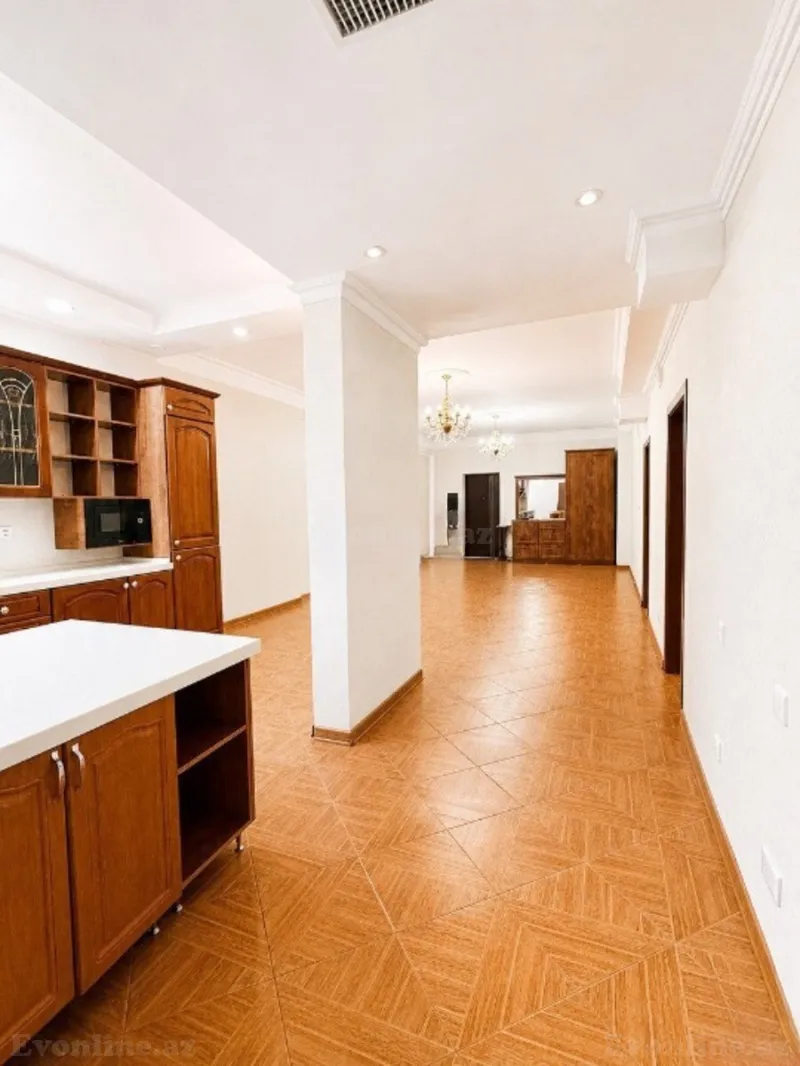 Kirayə verilir Ofis 175 m² 28 May m. - şəkil 7