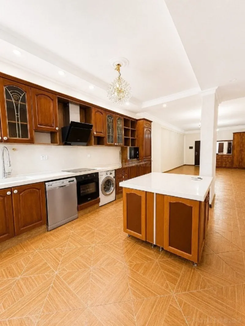 Kirayə verilir Ofis 175 m² 28 May m. - şəkil 8