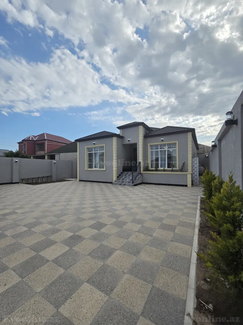 Satılır 4 otaqlı Həyət evi 170 m² Binə
