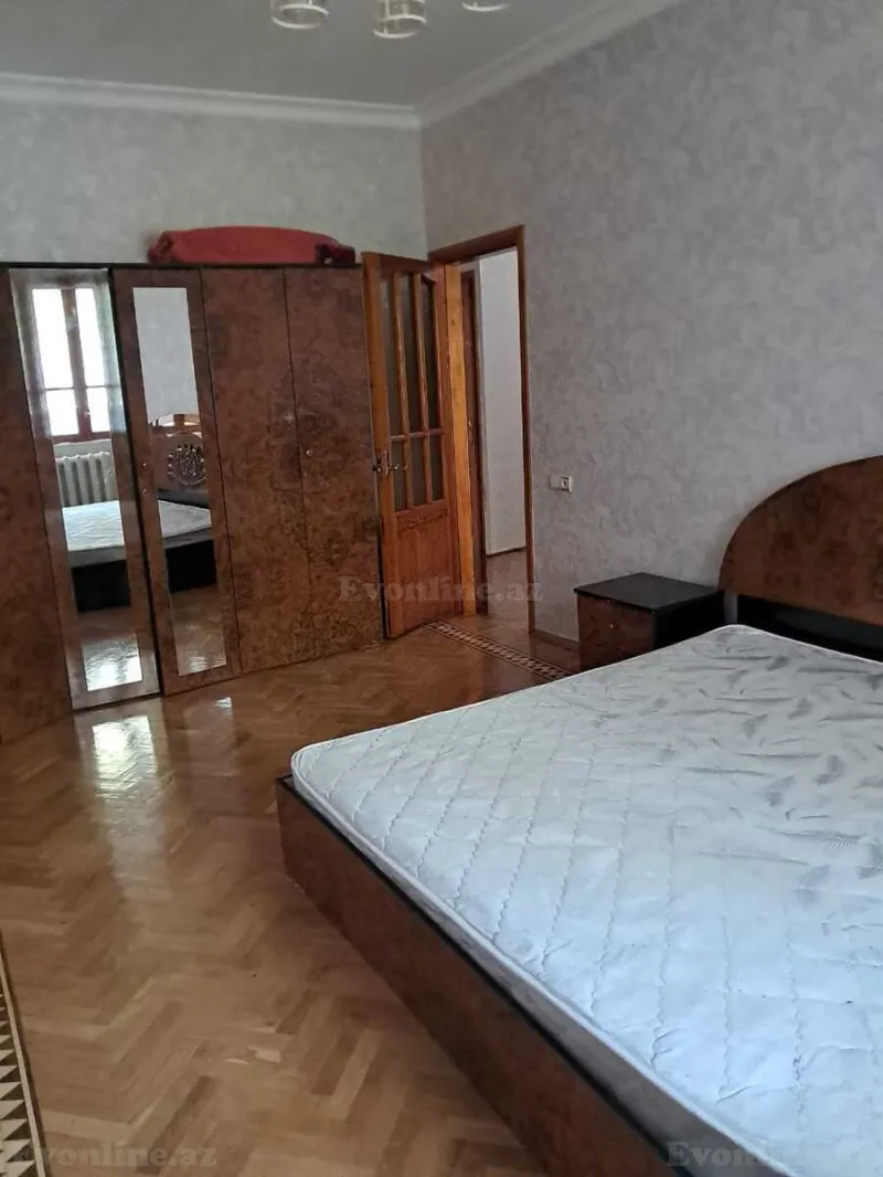 Kirayə verilir 3 otaqlı Mənzil Köhnə tikili 70 m² Gənclik m. - şəkil 9