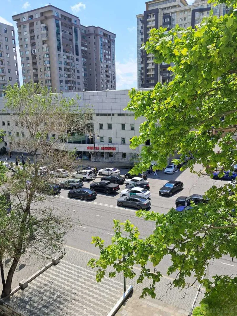 Kirayə verilir 3 otaqlı Mənzil Köhnə tikili 70 m² Gənclik m. - şəkil 21
