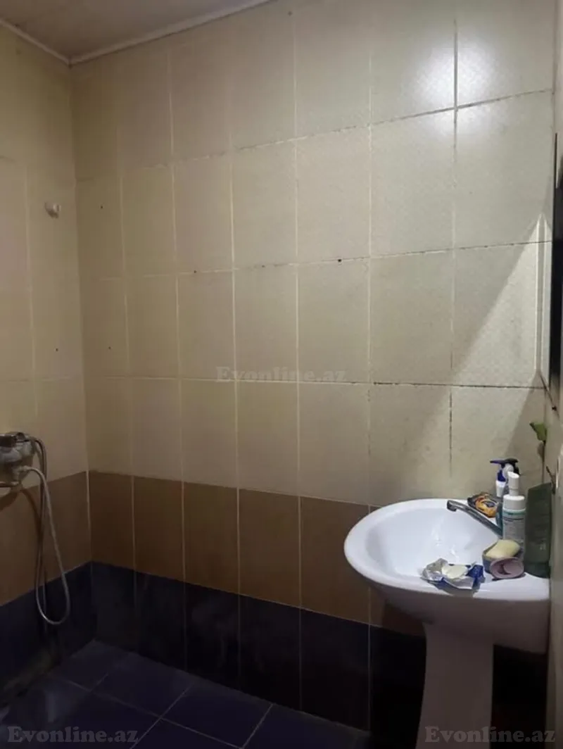 Kirayə verilir 2 otaqlı Mənzil Köhnə tikili 88 m² Gənclik m. - şəkil 6