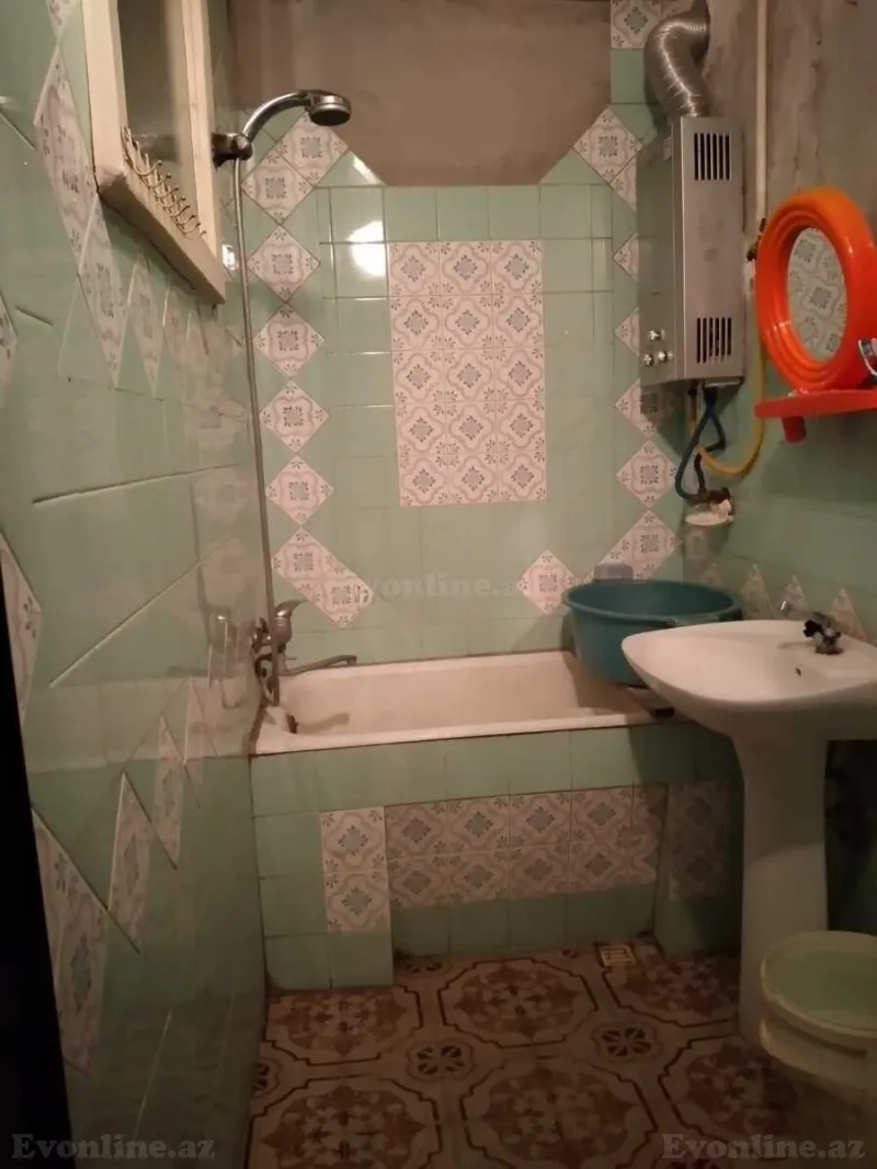 Satılır 5 otaqlı Mənzil Köhnə tikili 120 m² Həzi Aslanov m. - şəkil 6