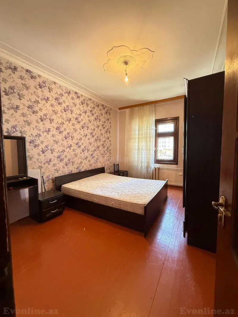 Satılır 3 otaqlı Mənzil Köhnə tikili 90 m² Yeni Yasamal - şəkil 8