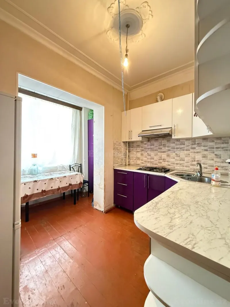 Satılır 3 otaqlı Mənzil Köhnə tikili 90 m² Yeni Yasamal - şəkil 9