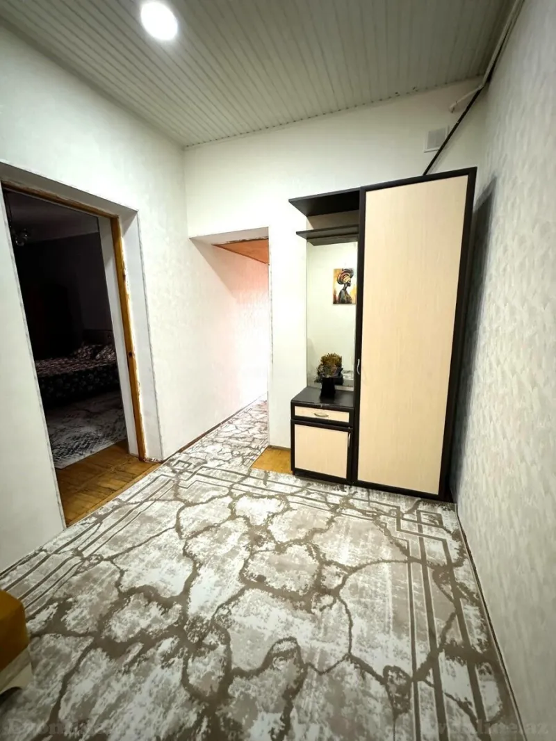 Kirayə verilir 2 otaqlı Mənzil Köhnə tikili 70 m² Xətai r. - şəkil 9