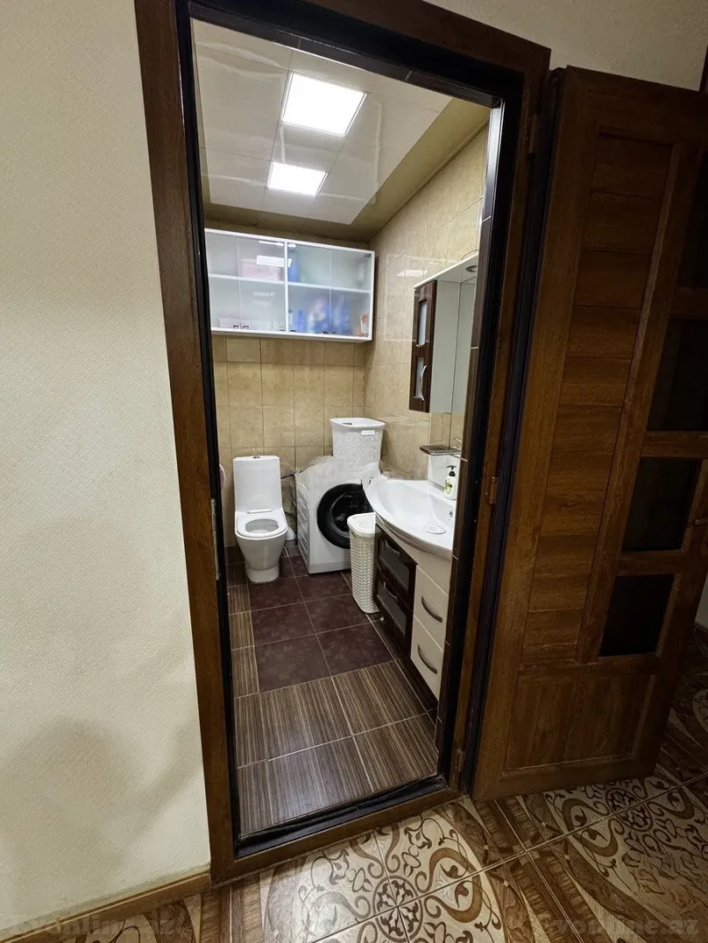 Satılır 4 otaqlı Mənzil Yeni tikili 131 m² Elmlər Akademiyası m. - şəkil 2