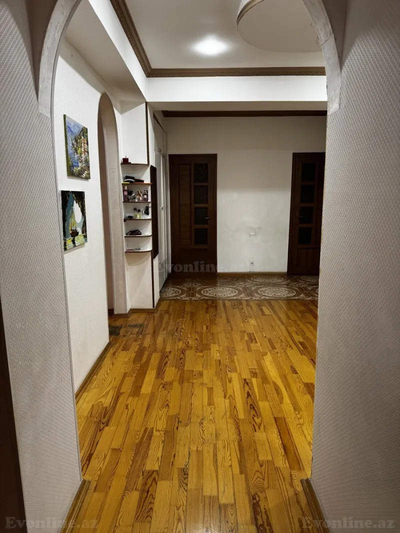 Satılır 4 otaqlı Mənzil Yeni tikili 131 m² Elmlər Akademiyası m. - şəkil 4