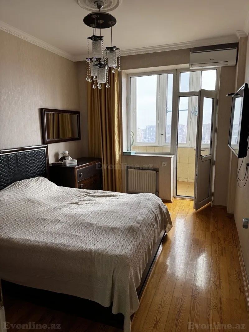 Satılır 4 otaqlı Mənzil Yeni tikili 131 m² Elmlər Akademiyası m. - şəkil 10