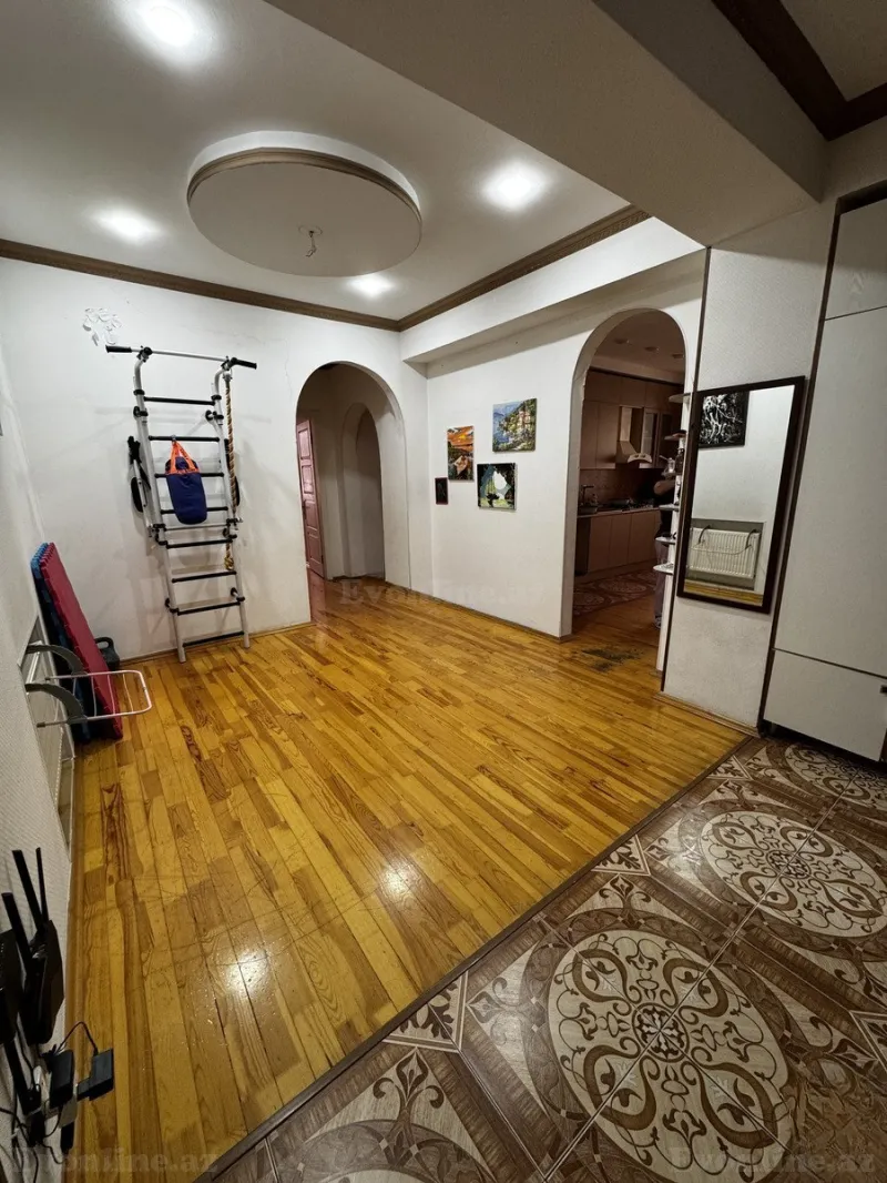 Satılır 4 otaqlı Mənzil Yeni tikili 131 m² Elmlər Akademiyası m. - şəkil 11