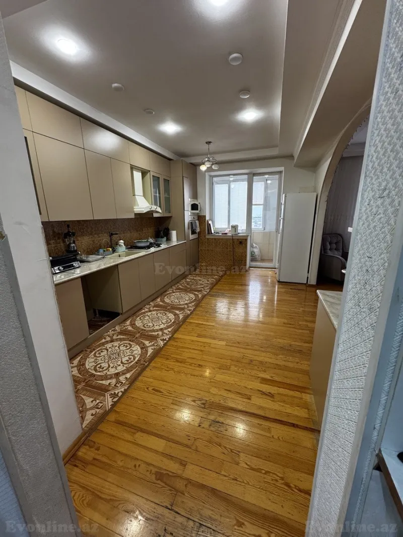 Satılır 4 otaqlı Mənzil Yeni tikili 131 m² Elmlər Akademiyası m. - şəkil 13