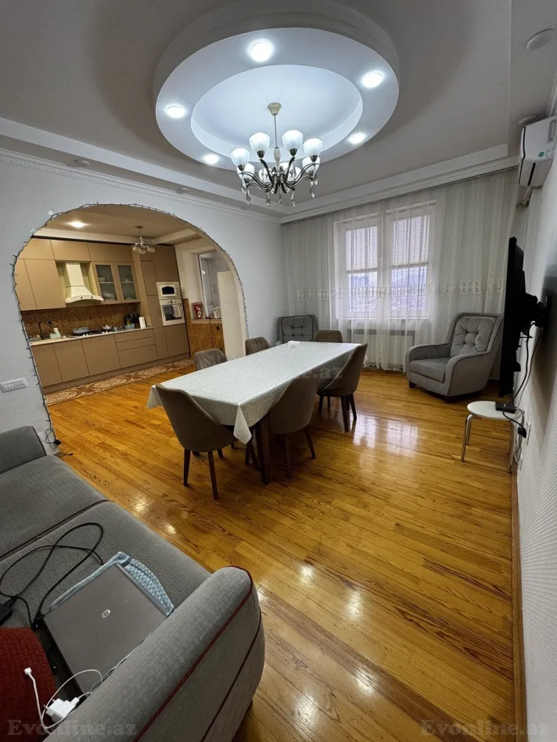 Satılır 4 otaqlı Mənzil Yeni tikili 131 m² Elmlər Akademiyası m. - şəkil 17