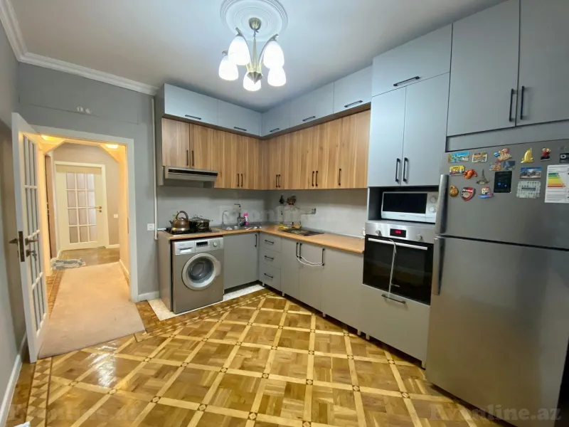 Satılır 2 otaqlı Mənzil Köhnə tikili 65 m² Nəsimi m. - şəkil 7