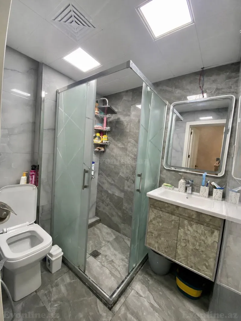 Satılır 2 otaqlı Mənzil Köhnə tikili 65 m² Nəsimi m. - şəkil 8
