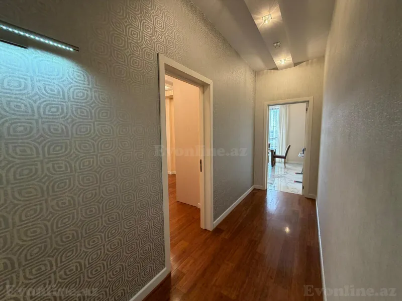 Kirayə verilir 4 otaqlı Mənzil Yeni tikili 185 m² 28 May m. - şəkil 8