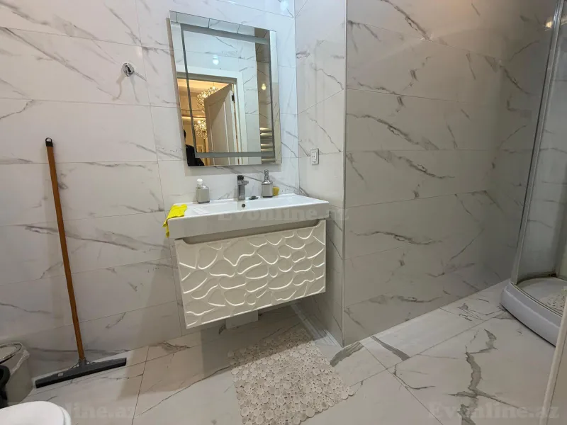 Kirayə verilir 4 otaqlı Mənzil Yeni tikili 185 m² 28 May m. - şəkil 10