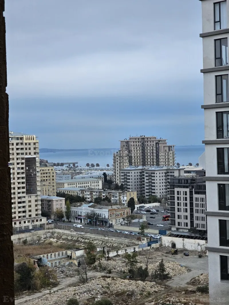 Kirayə verilir 4 otaqlı Mənzil Yeni tikili 185 m² 28 May m. - şəkil 12