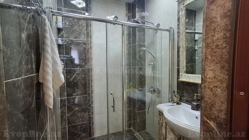 Satılır 5 otaqlı Mənzil Yeni tikili 187 m² Nəsimi m. - şəkil 14