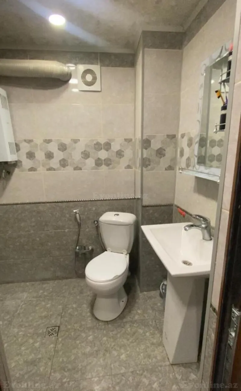 Satılır 3 otaqlı Mənzil Yeni tikili 70 m² 8 Noyabr m. - şəkil 9