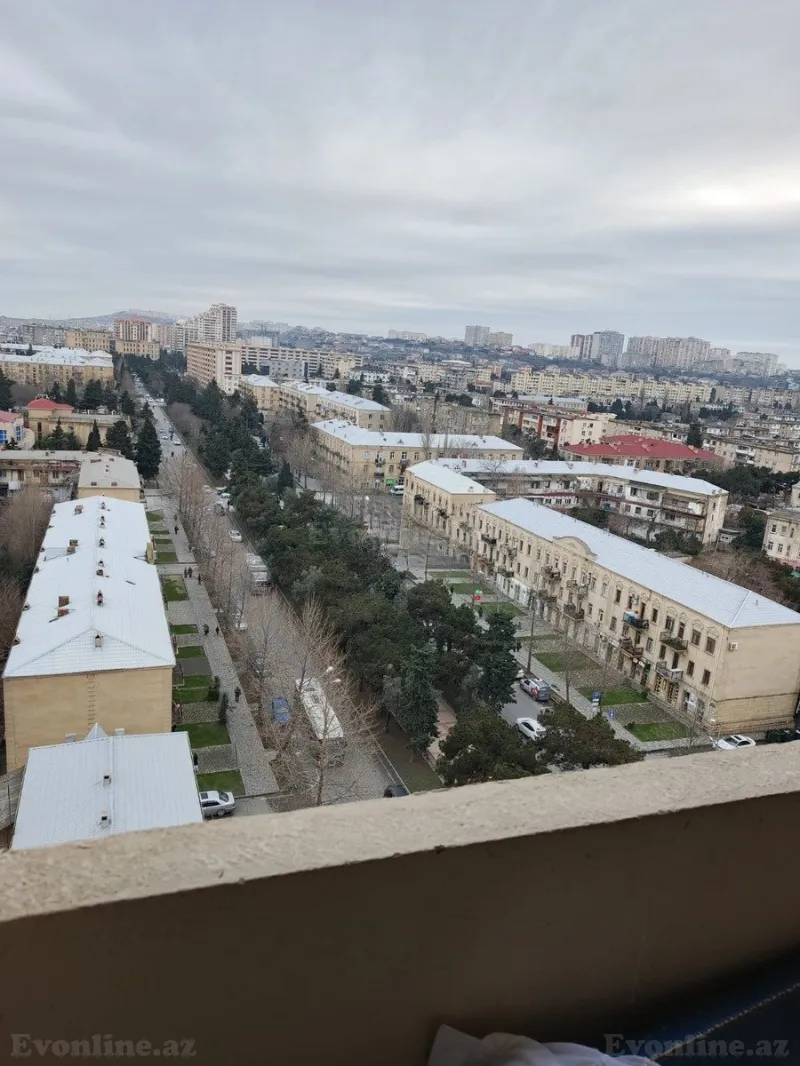 3 otaqlı Mənzil 100 m² Bakıxanov Satılır