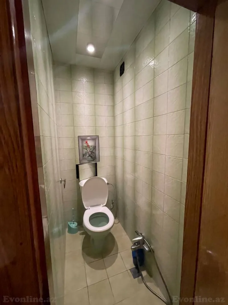 Satılır 5 otaqlı Mənzil Köhnə tikili 130 m² Azadlıq prospekti m. - şəkil 10