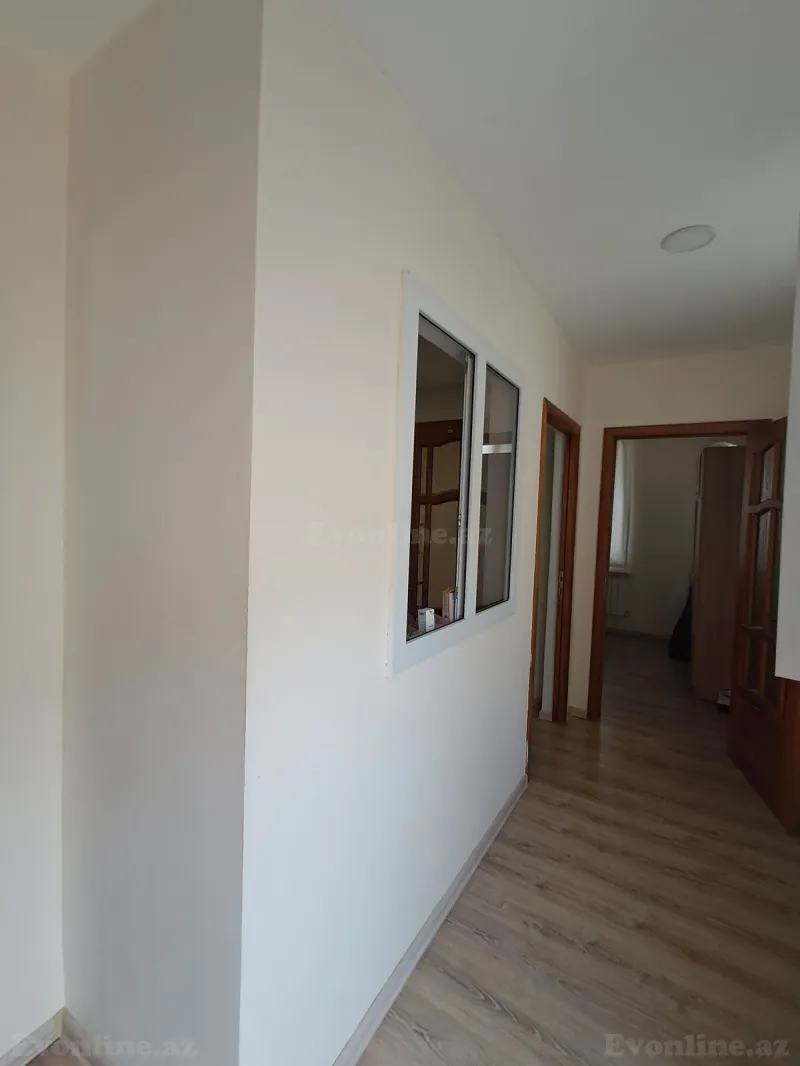 Satılır 5 otaqlı Həyət evi 175 m² İnşaatçılar m. - şəkil 8