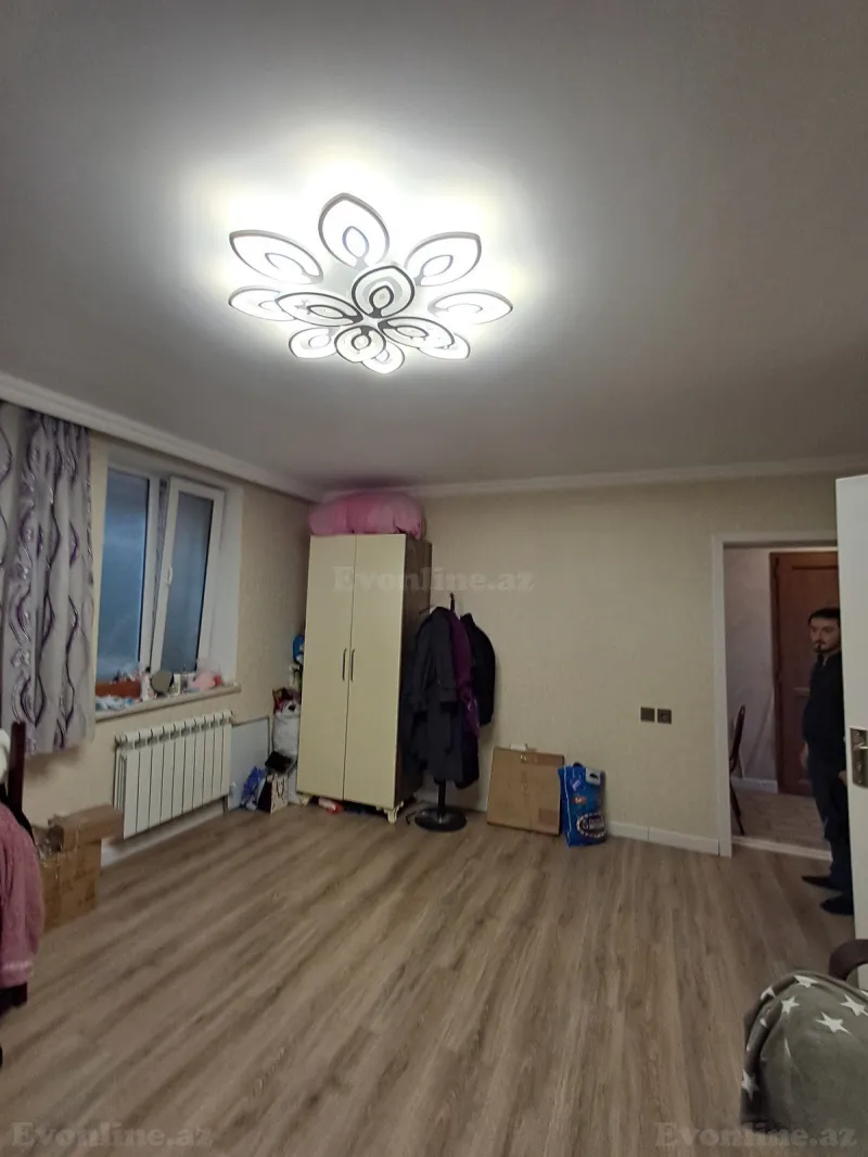 Satılır 5 otaqlı Həyət evi 175 m² İnşaatçılar m. - şəkil 15