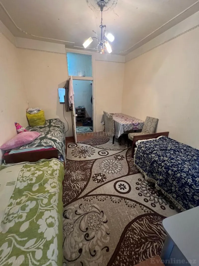 Satılır 4 otaqlı Mənzil Köhnə tikili 90 m² Bakıxanov - şəkil 4