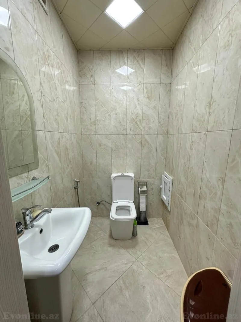 Satılır 3 otaqlı Mənzil Yeni tikili 130 m² İnşaatçılar m. - şəkil 10