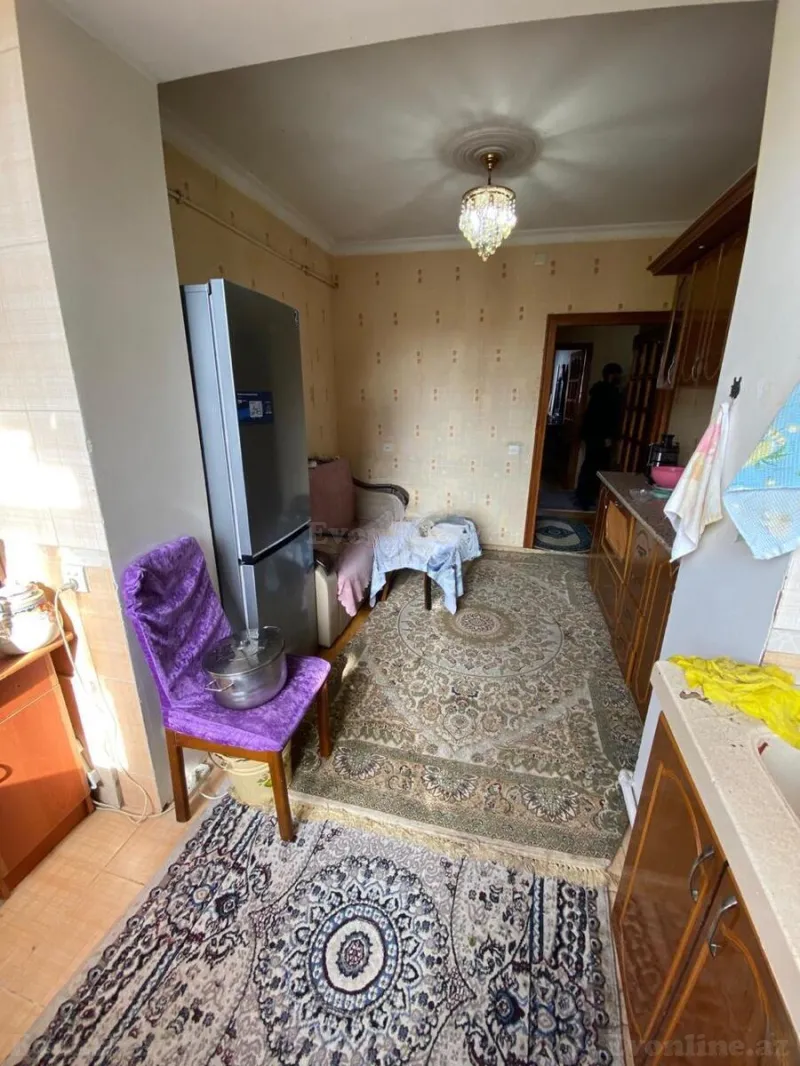Satılır 3 otaqlı Mənzil Köhnə tikili 72 m² Qaraçuxur - şəkil 12