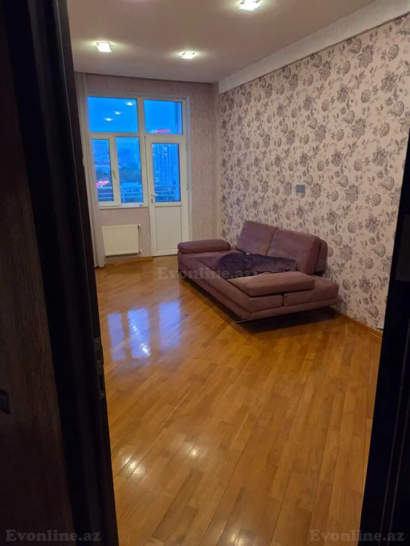 Kirayə verilir 3 otaqlı Mənzil Yeni tikili 165 m² 28 May m. - şəkil 4