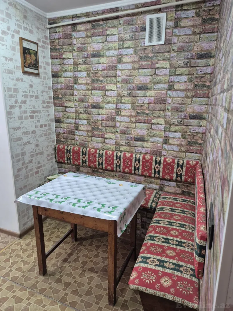 Satılır 1 otaqlı Mənzil Köhnə tikili 35 m² Yasamal - şəkil 4