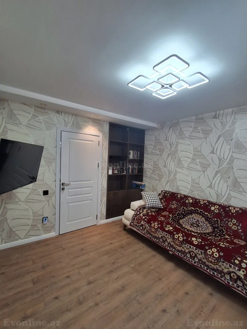 Satılır 2 otaqlı Mənzil Köhnə tikili 55 m² Elmlər Akademiyası m. - şəkil 2