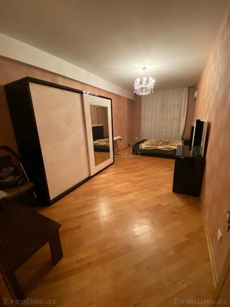 Kirayə verilir 3 otaqlı Mənzil Yeni tikili 148 m² Xətai m. - şəkil 18