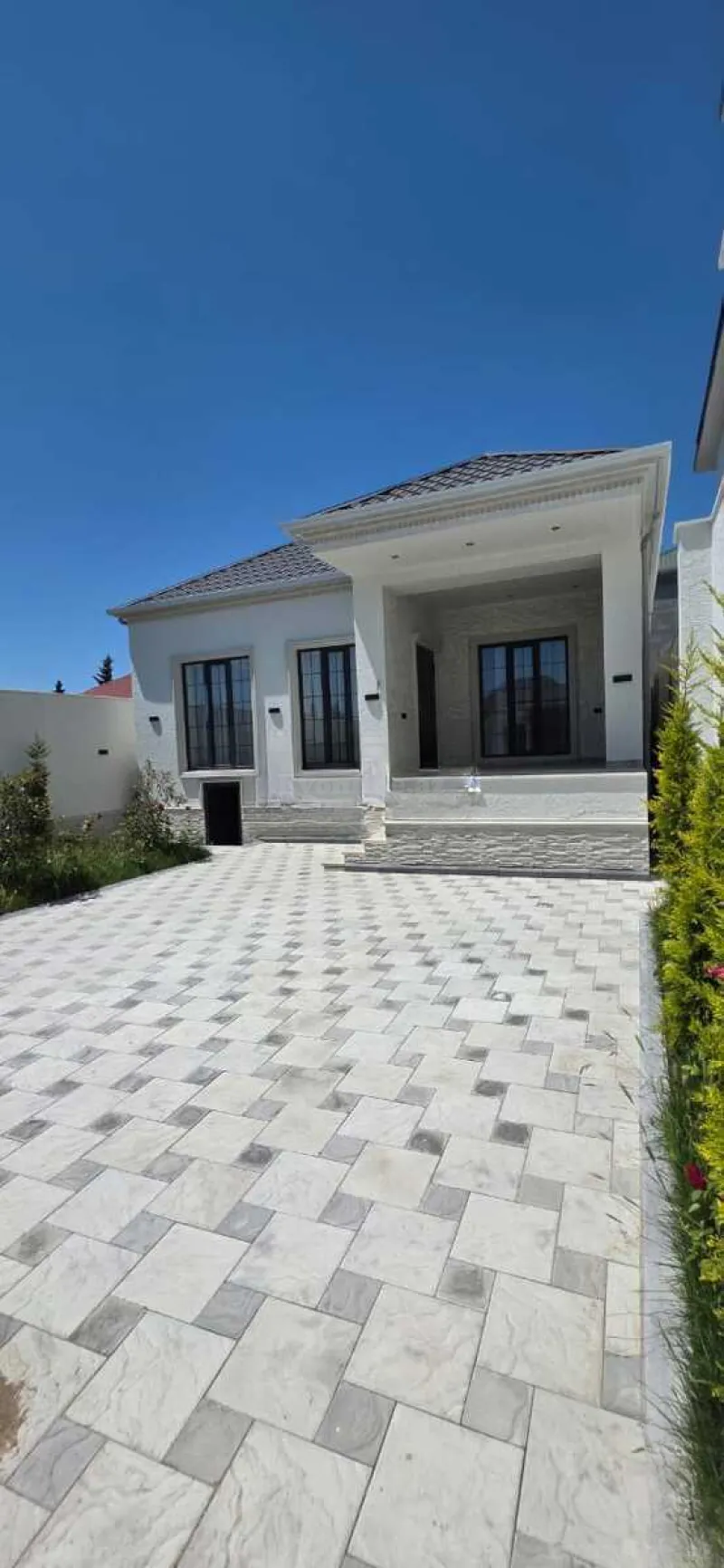 4 otaqlı Həyət evi 115 m² Buzovna Satılır