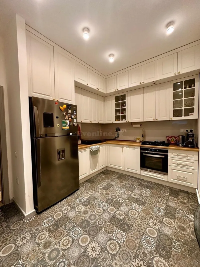 Kirayə verilir 2 otaqlı Mənzil Yeni tikili 90 m² 28 May m. - şəkil 2