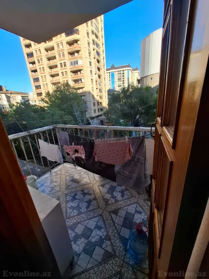 Satılır 3 otaqlı Mənzil Köhnə tikili 65 m² Nəriman Nərimanov m. - şəkil 5
