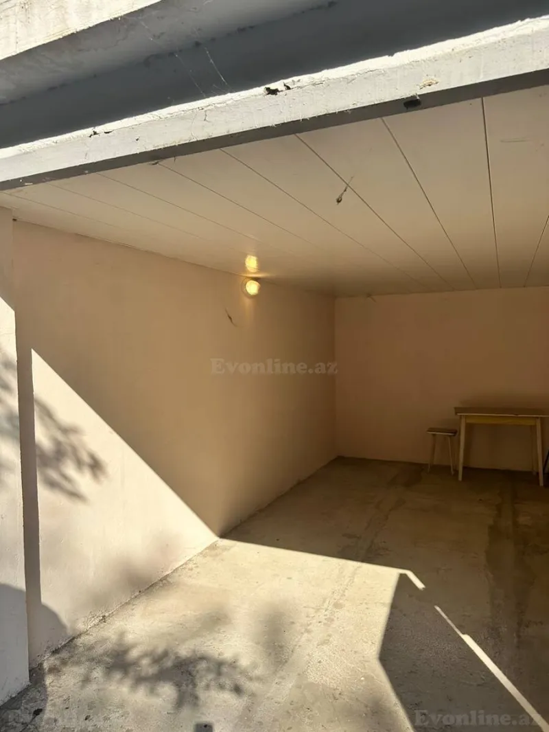 Satılır Qaraj 16.1 m² Səbail r. - şəkil 4