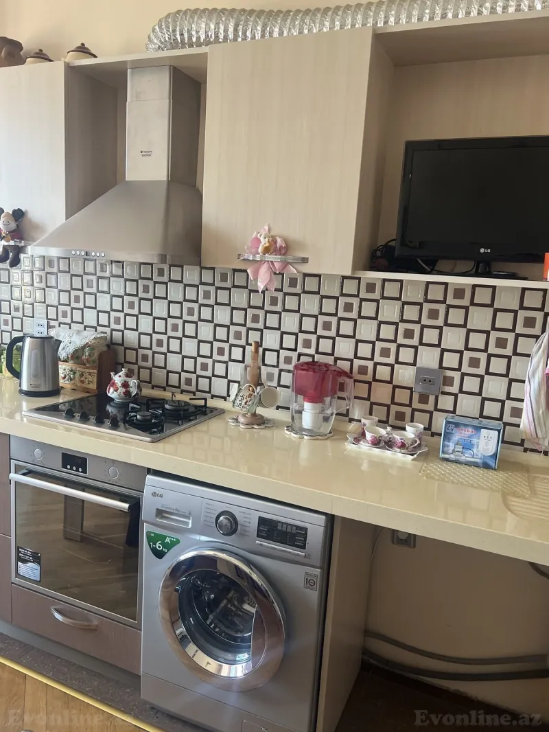 Kirayə verilir 2 otaqlı Mənzil Yeni tikili 90 m² Bakmil m. - şəkil 5