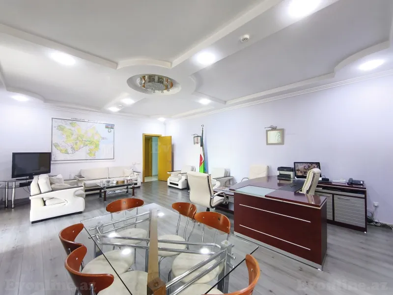 Kirayə verilir Ofis 650 m² 8 Noyabr m. - şəkil 6