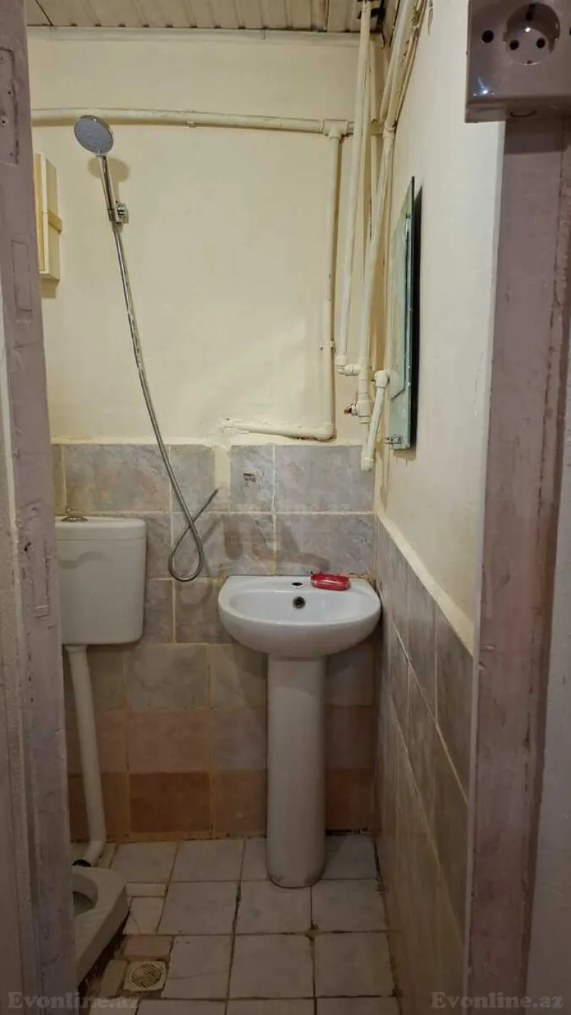 Kirayə verilir 1 otaqlı Mənzil Köhnə tikili 38 m² 28 May m. - şəkil 17
