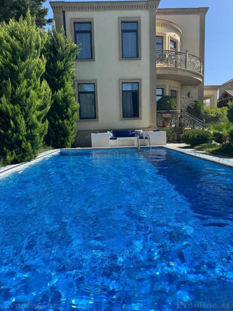 4 otaqlı Həyət evi 250 m² Şüvəlan Kirayə verilir