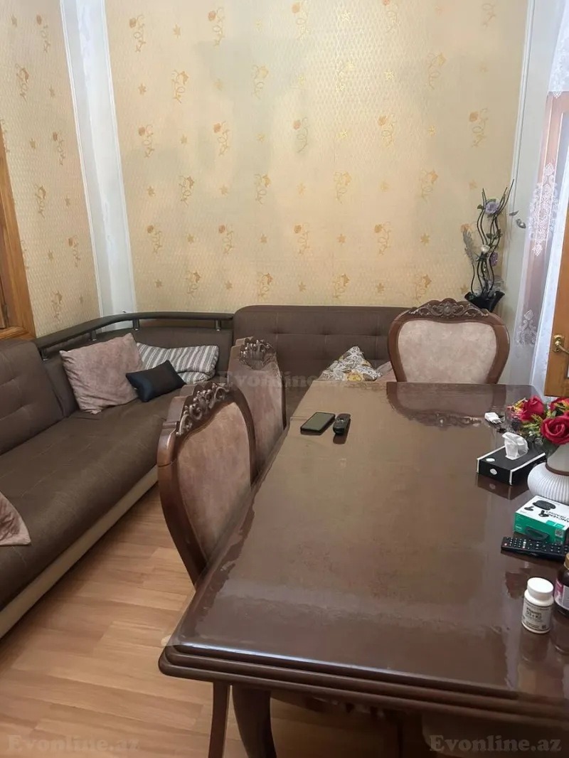 Kirayə verilir 2 otaqlı Həyət evi 60 m² İnşaatçılar m. - şəkil 3