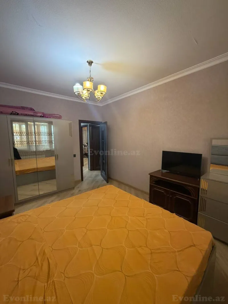 Satılır 3 otaqlı Mənzil Köhnə tikili 90 m² Azadlıq prospekti m. - şəkil 3