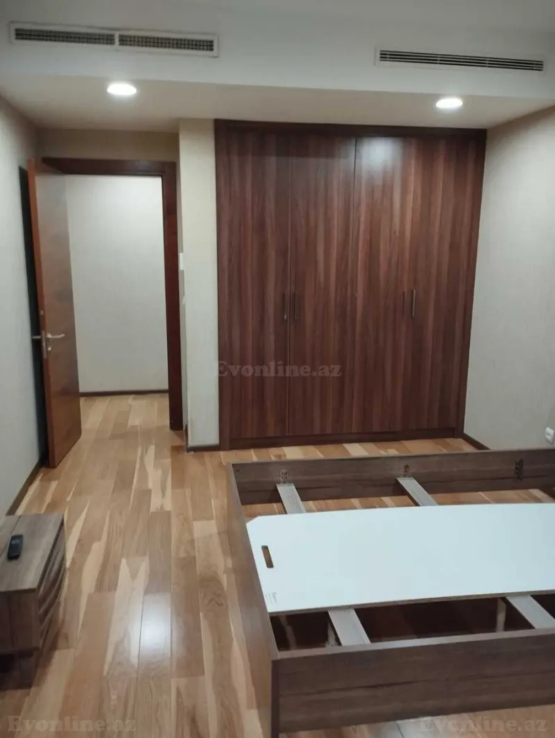 Kirayə verilir 3 otaqlı Mənzil Yeni tikili 100 m² Nəsimi r. - şəkil 8