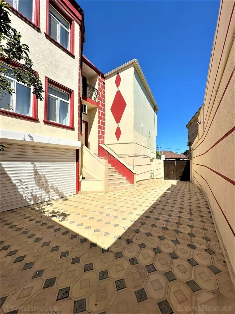 4 otaqlı Həyət evi 150 m² Badamdar Kirayə verilir