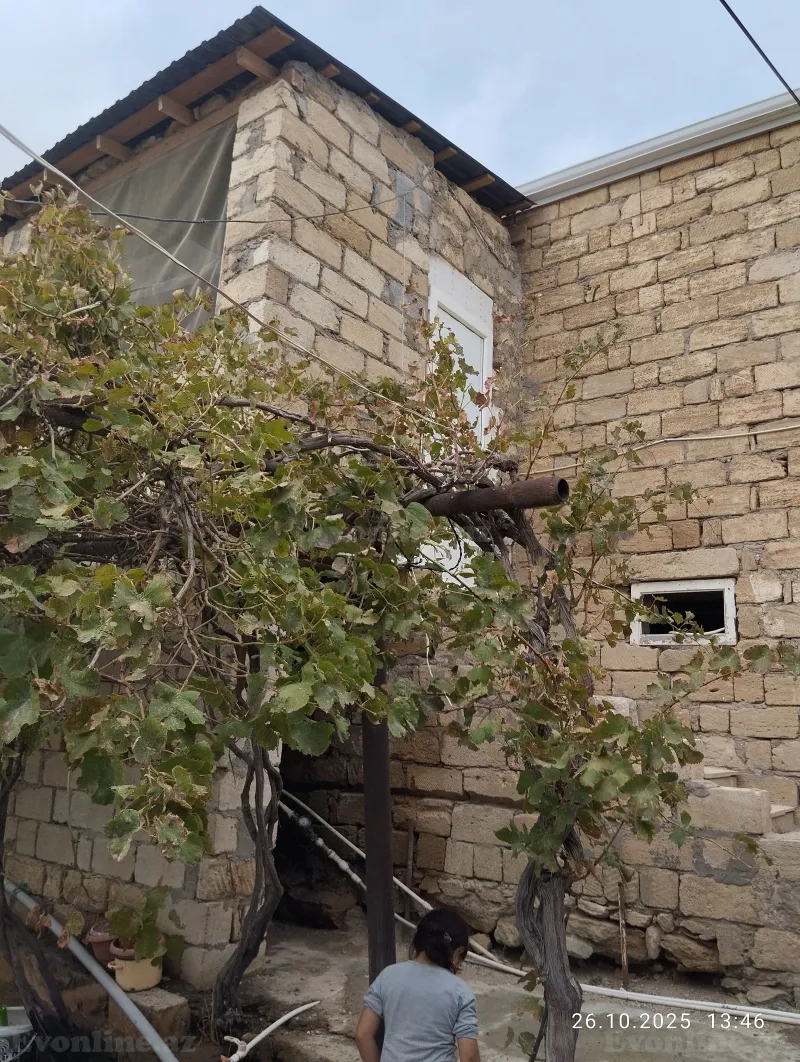 4 otaqlı Həyət evi 100 m² Lökbatan Satılır