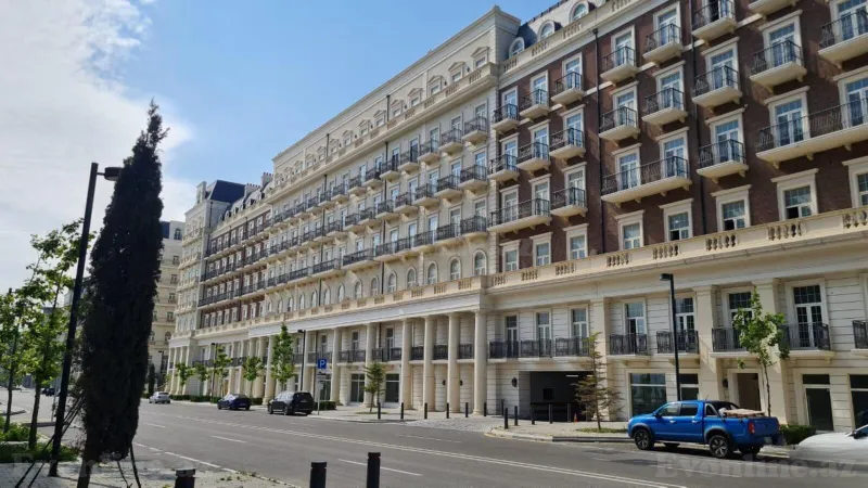Satılır 4 otaqlı Mənzil Yeni tikili 142 m² Ağ şəhər - şəkil 2
