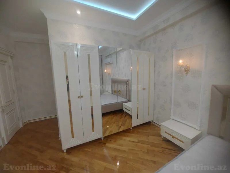 Kirayə verilir 3 otaqlı Mənzil Yeni tikili 111 m² İnşaatçılar m. - şəkil 3