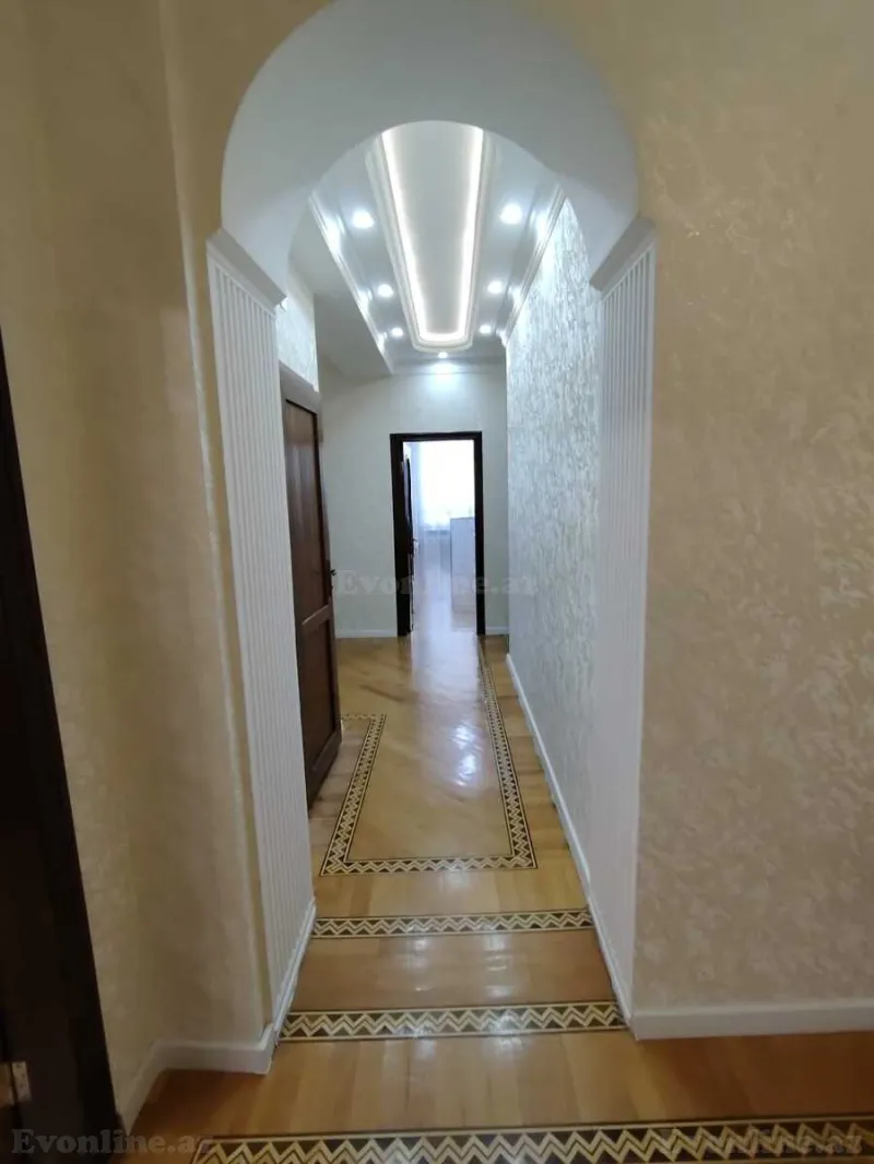 Satılır 3 otaqlı Mənzil Yeni tikili 106 m² İnşaatçılar m. - şəkil 3